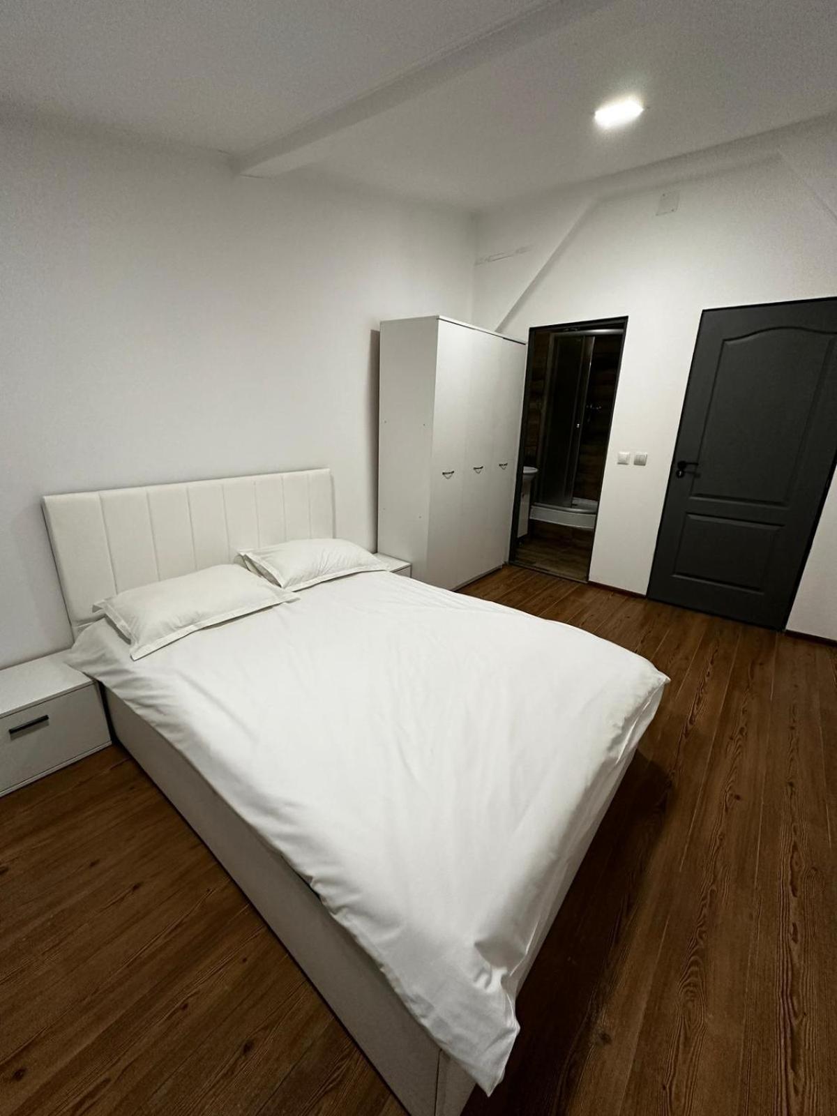Stone Residence บราชอฟ ภายนอก รูปภาพ